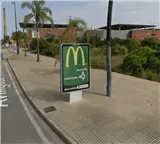 Mupi en CC La Vital Gandía Mupi en rotonda de La Vital Gandía